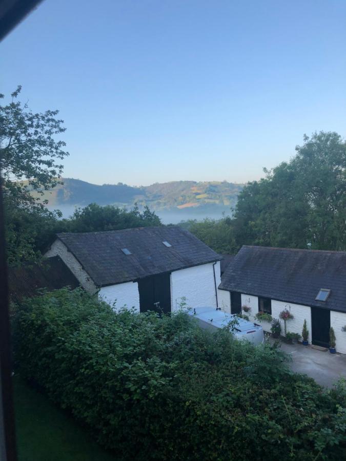 The Old Milking Parlour Villa Llandovery Exterior photo