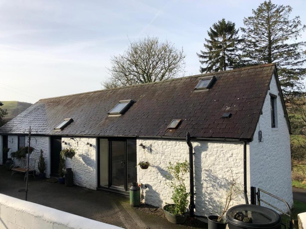 The Old Milking Parlour Villa Llandovery Exterior photo